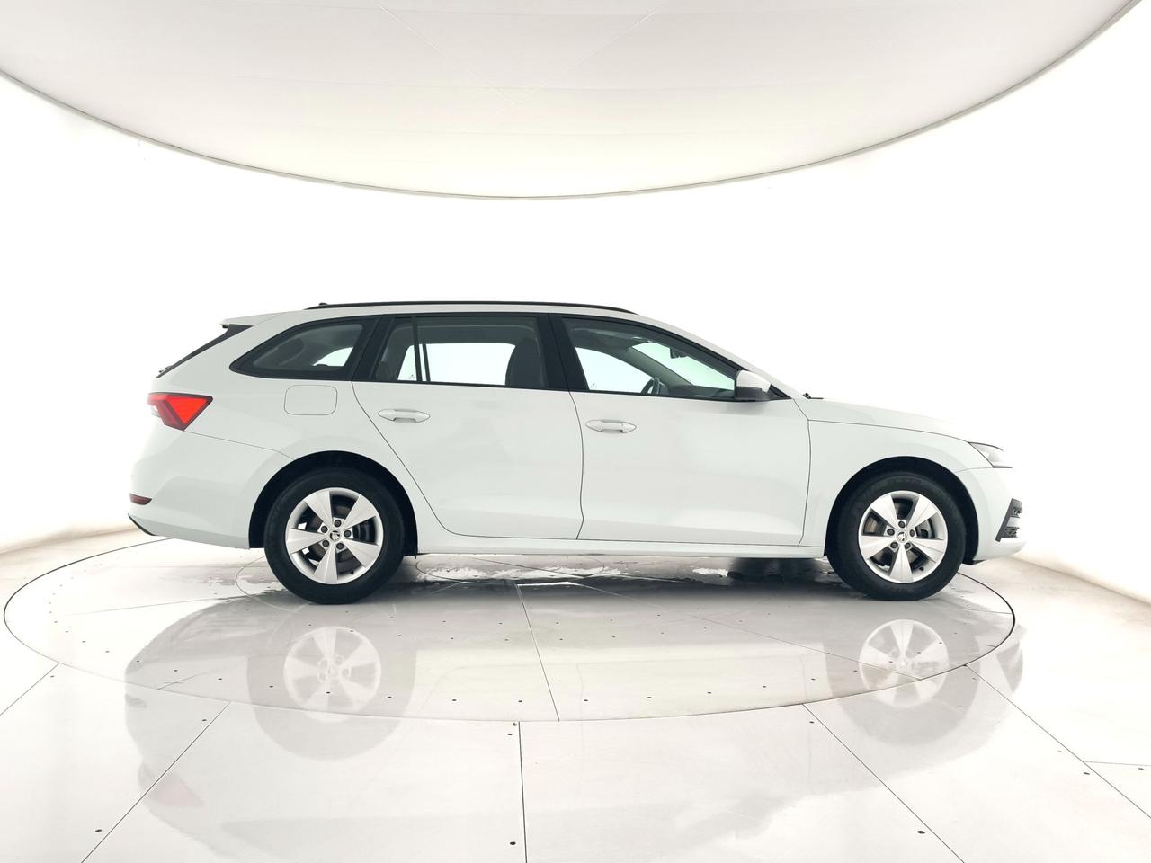 SKODA Octavia Wagon 2.0 tdi evo Executive 4x4 150cv dsg ACC+APP CONNECT