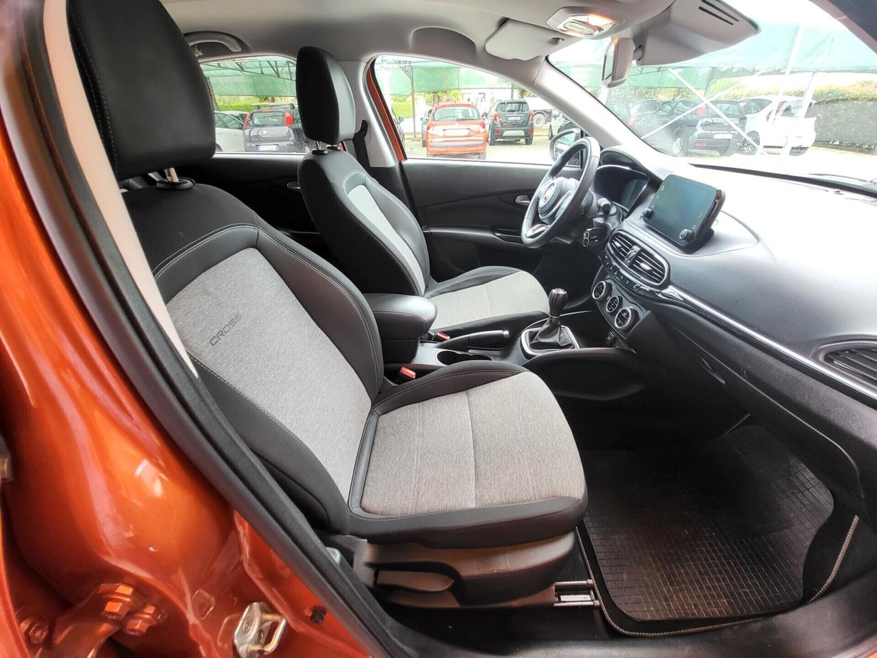 Fiat Tipo 1.0 5 porte Cross FULL OPTIONAL