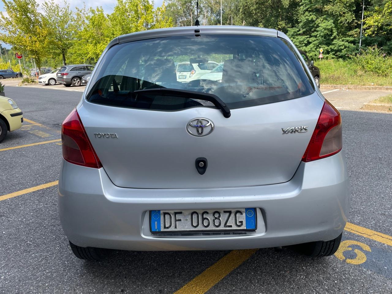 Toyota Yaris 1.0 5 porte Sol