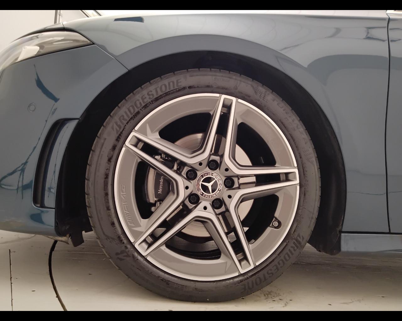 Mercedes-Benz Classe A - W177 2018 - A 200 d Premium Night edition auto