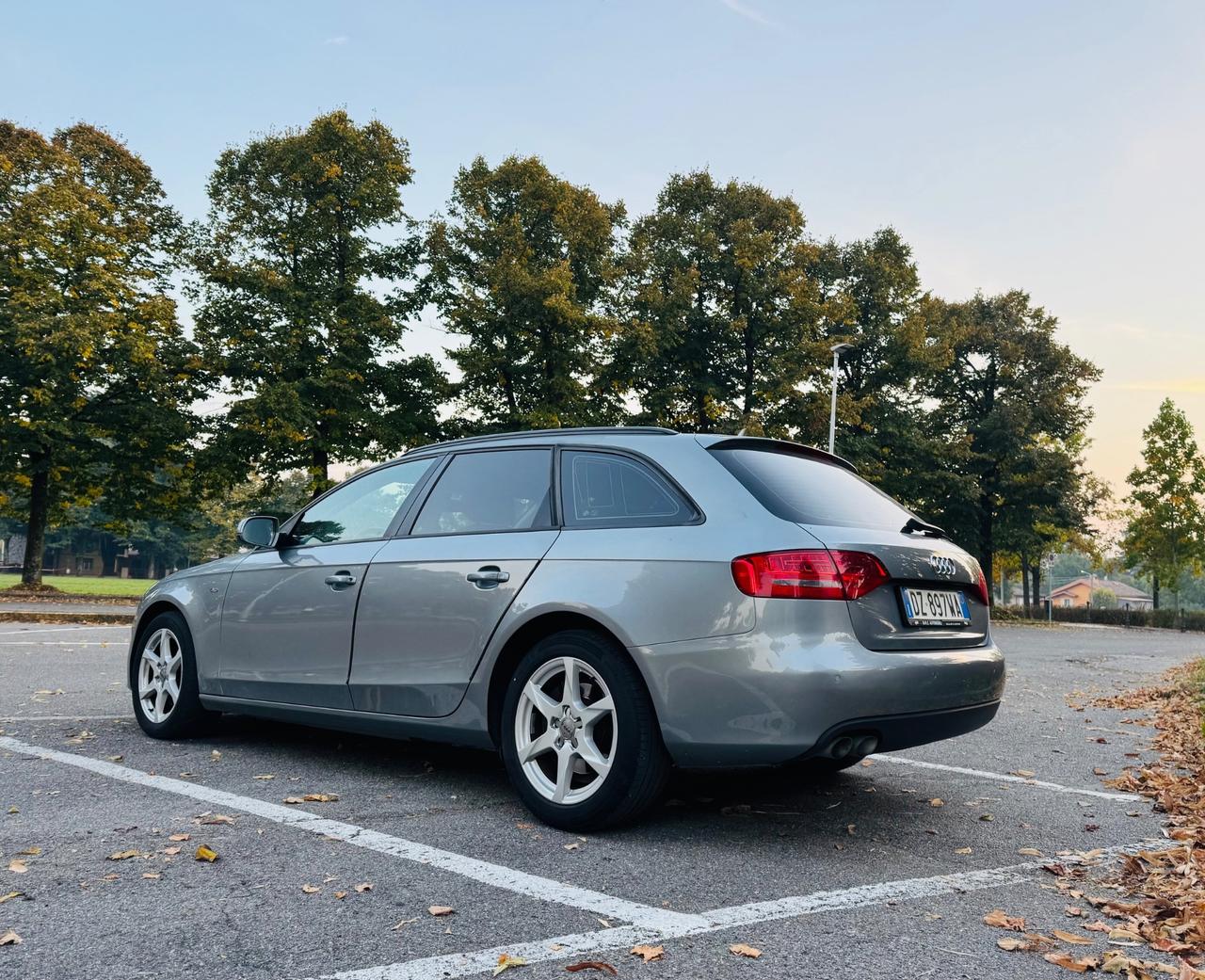 Audi A4 2.0 TDI S-Line