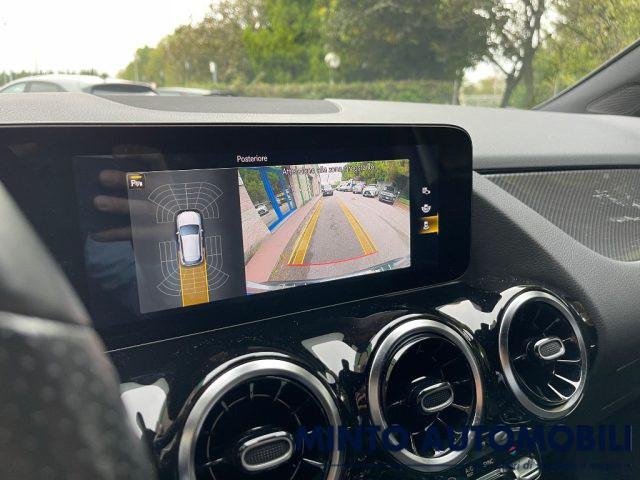 MERCEDES-BENZ GLA 180 D PREMIUM CERCHI 19" UNIPROPRIETARIO TELECAM POST.