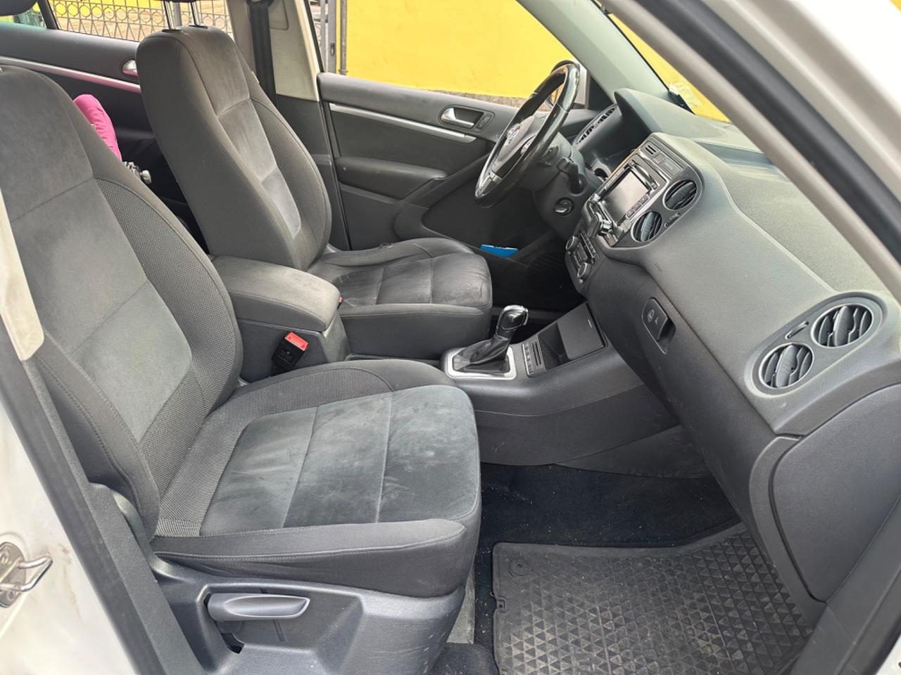 VOLKSWAGEN TIGUAN 2.0 TDI CAMBIO AUTO. 4 MOTION