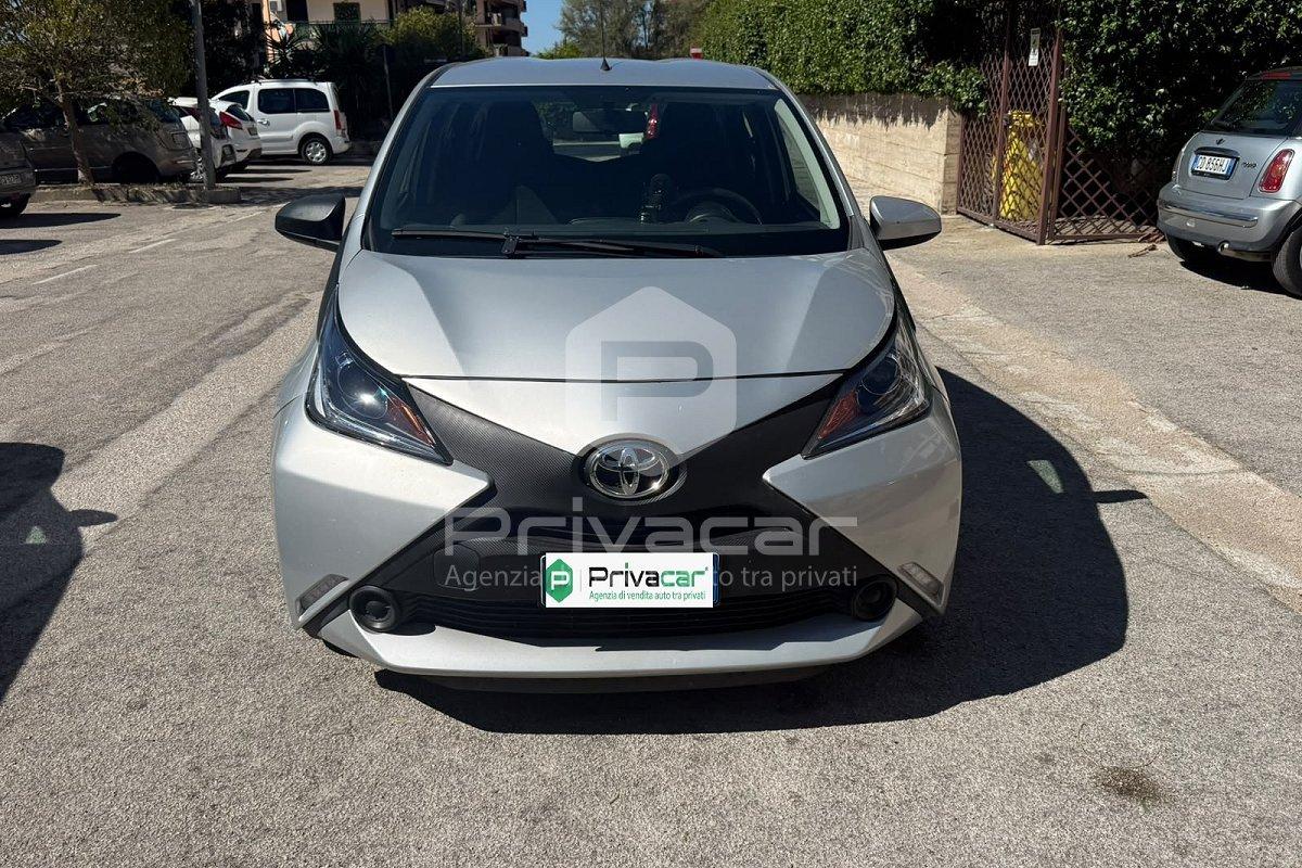 TOYOTA Aygo 1.0 VVT-i 69 CV 5 porte x-business