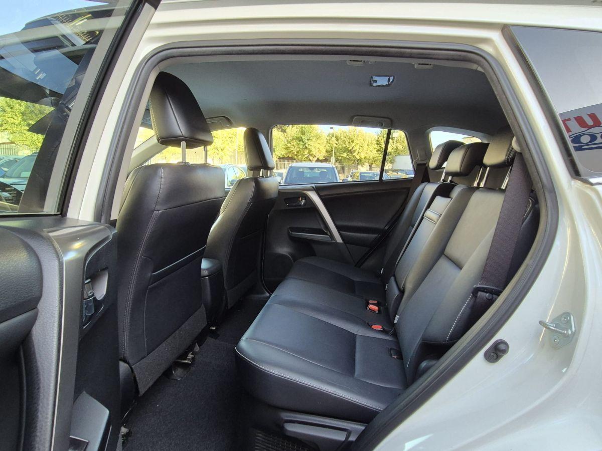 TOYOTA - RAV4 - 2.5 Hybrid 2WD Exclusive Automatica