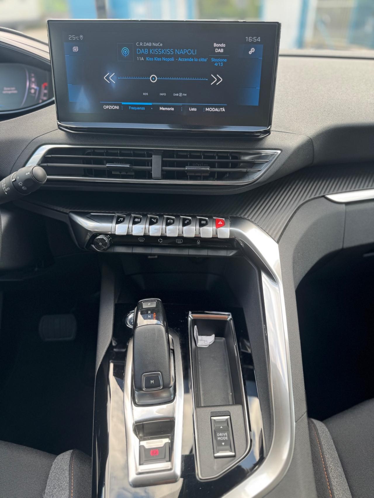 Peugeot 3008 BlueHDi 130 S&S EAT8
