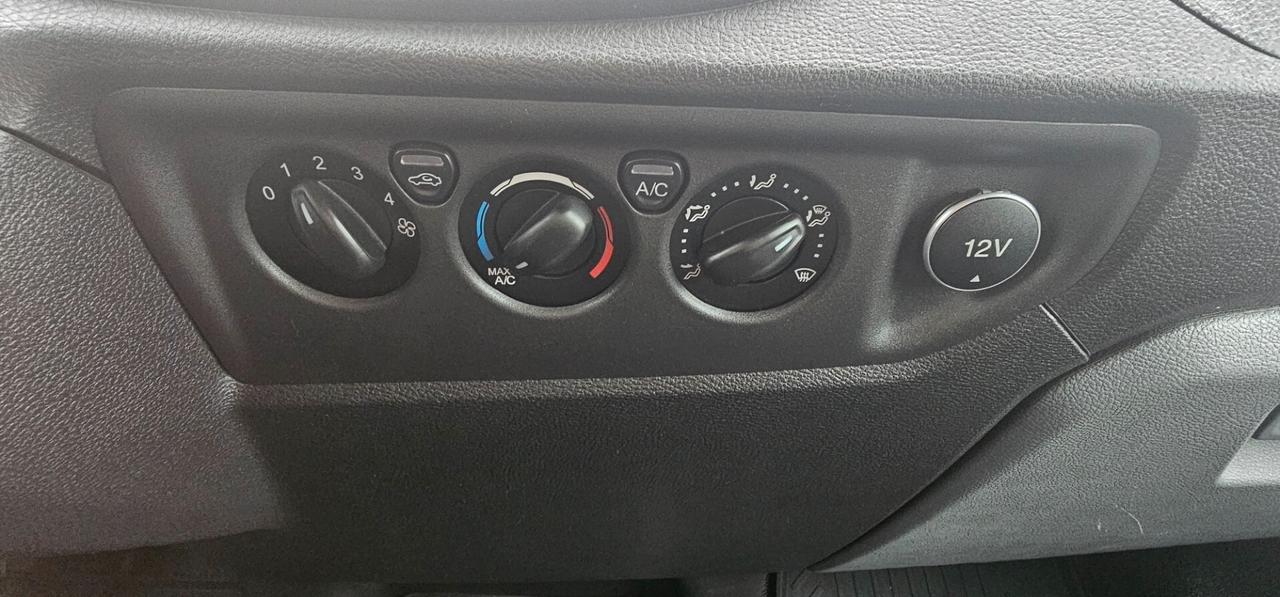 Ford Transit 330 2.0 TDCi EcoBlue 170CV Furgone