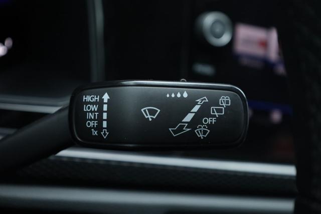 VOLKSWAGEN Taigo 1.0 TSI 110 CV DSG Life Prezzo Netto