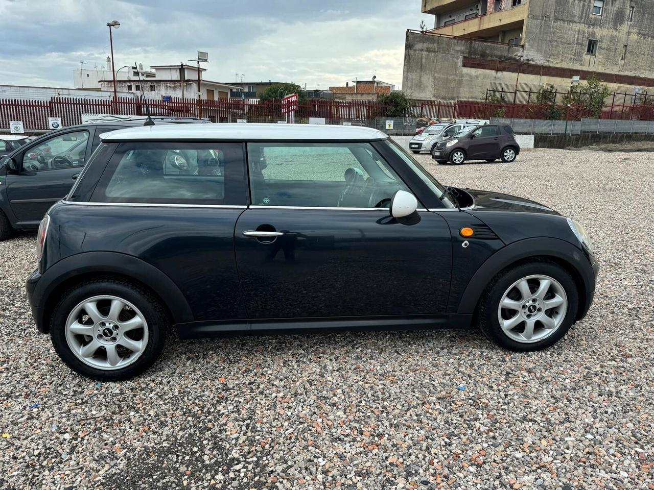 Mini Mini 1.6 16V Cooper D