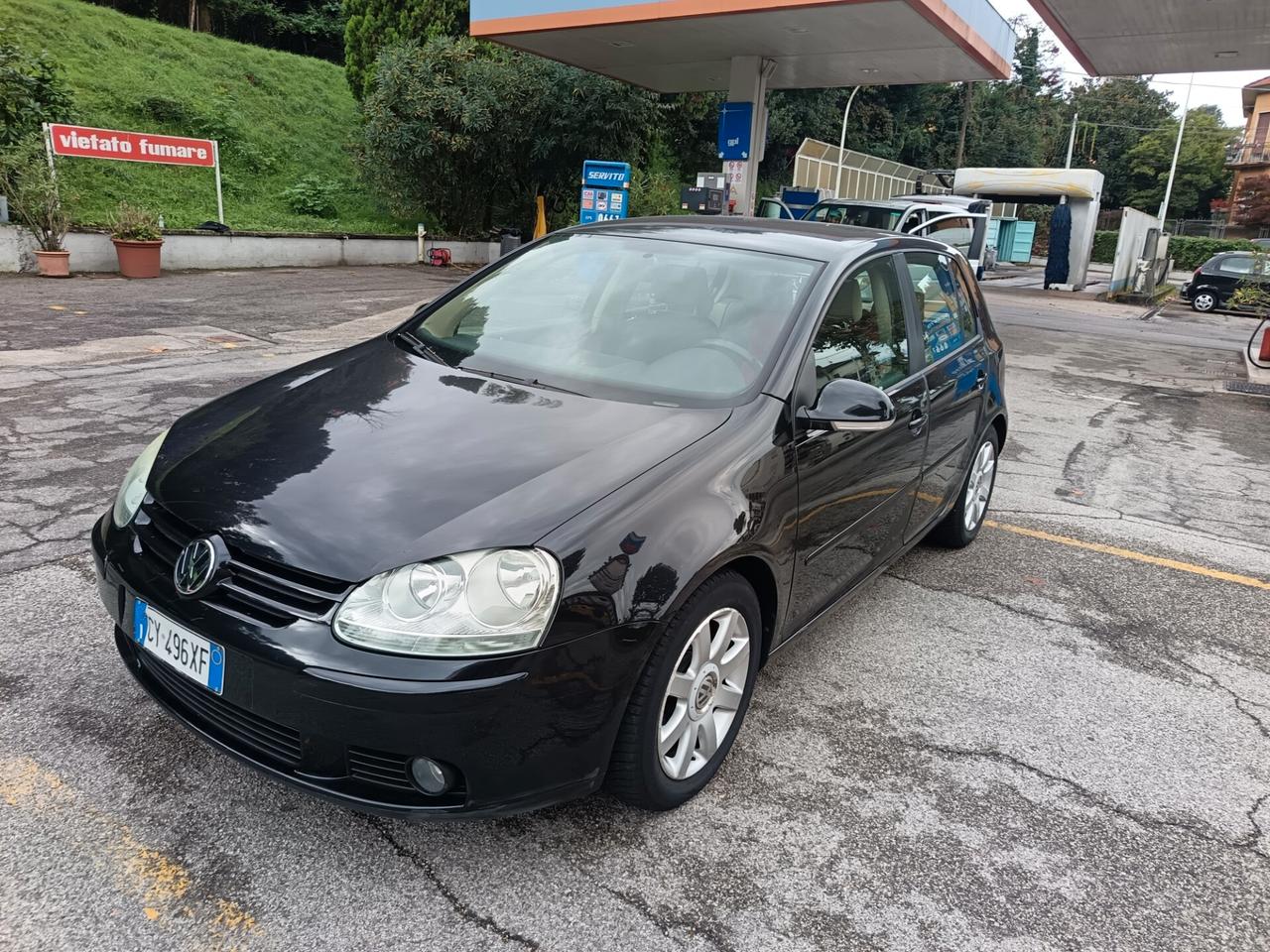 Volkswagen Golf 1.6 16V FSI 5p. Sportline ok neo patente