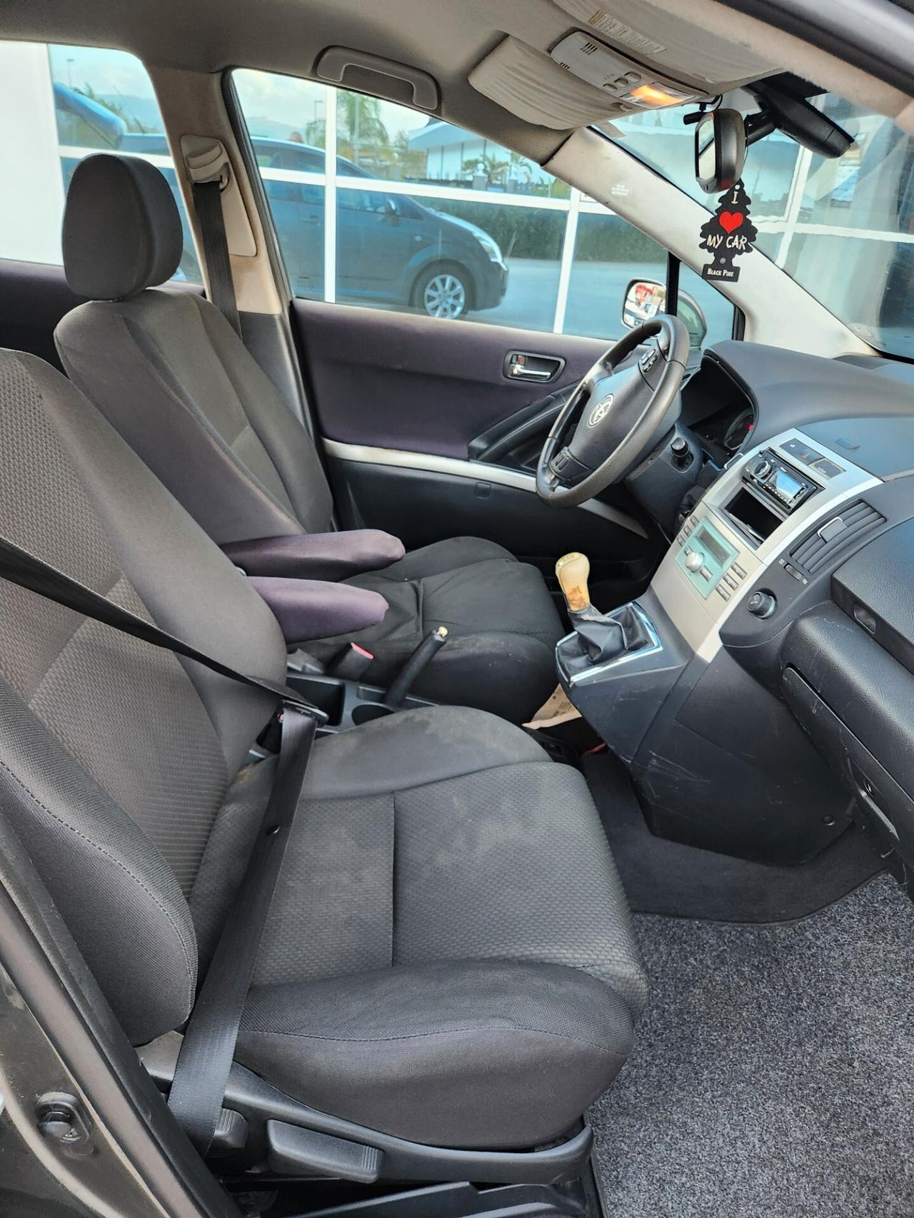 Toyota Corolla Verso 2.2 16V D-4D Sol