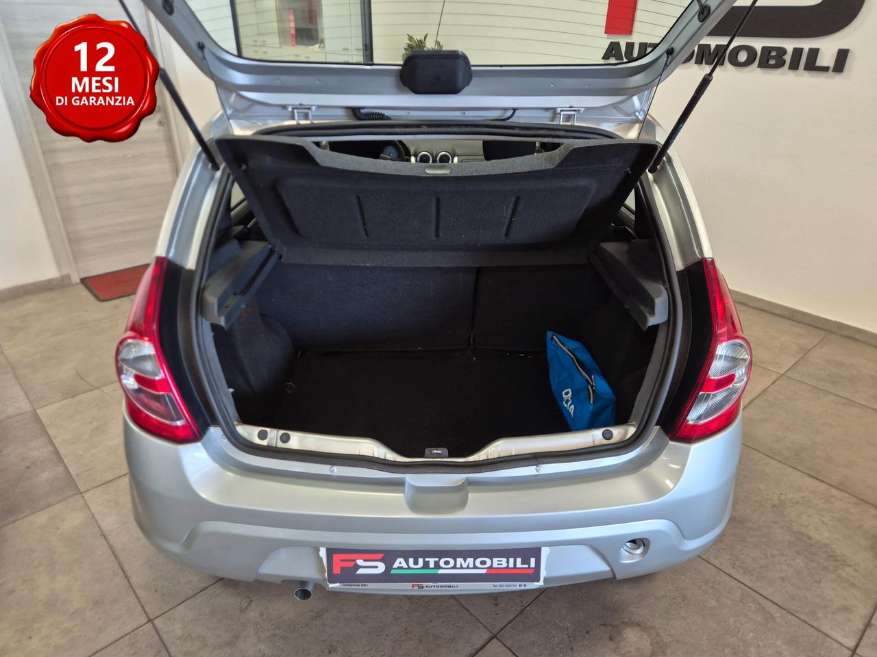 Dacia Sandero 1.2 16V Lauréate