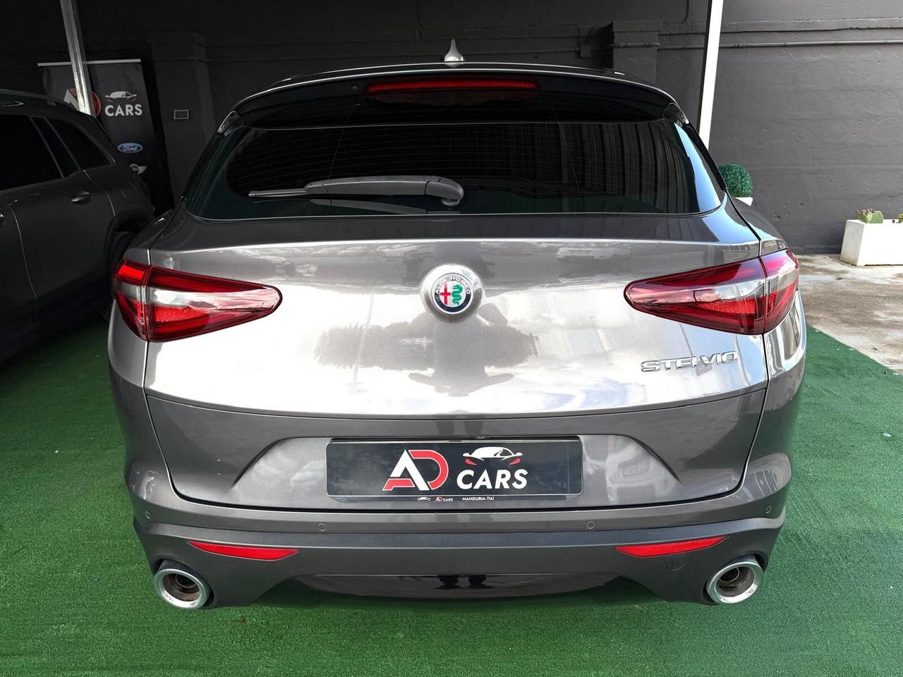 Alfa Romeo Stelvio 2.2 Turbodiesel 190 CV AT8 RWD Executive