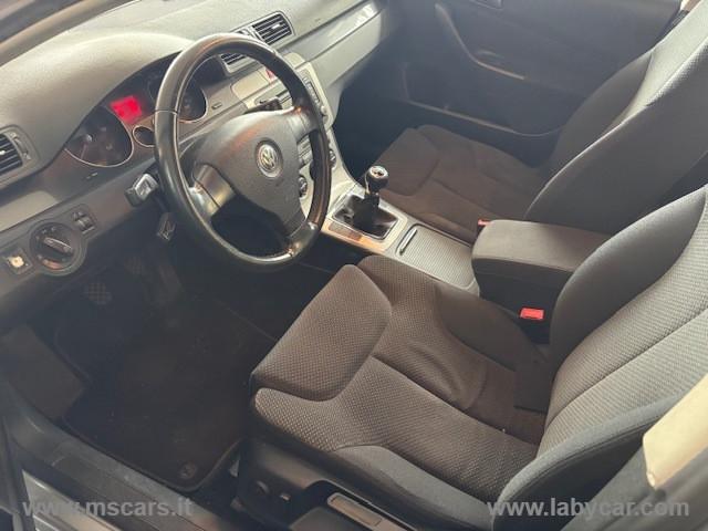 VOLKSWAGEN Passat 2.0 16V TDI Var. Comfortline