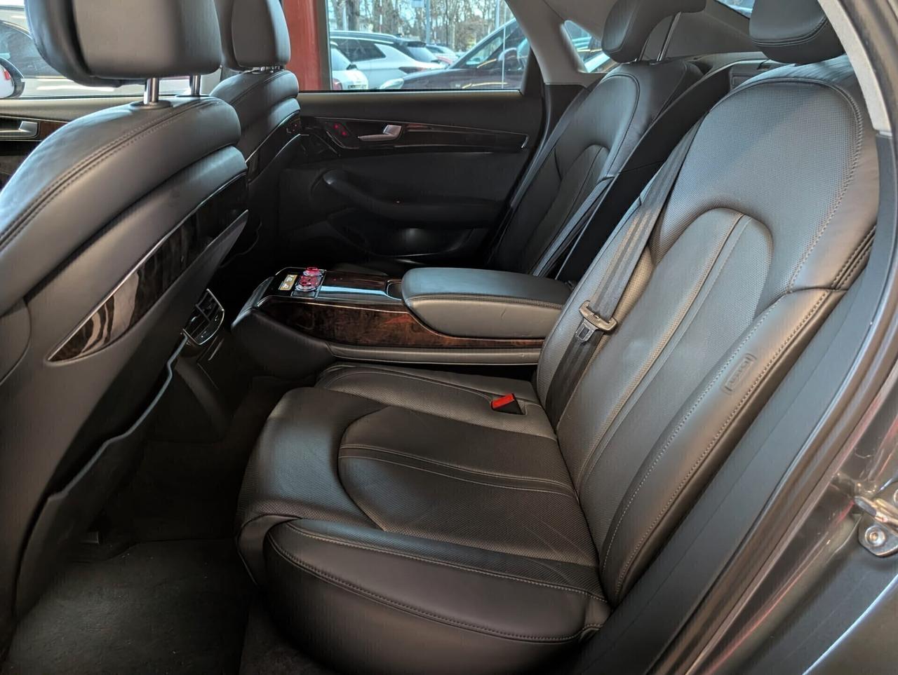 Audi A8 3.0 TDI 262 CV ultra quattro tiptronic