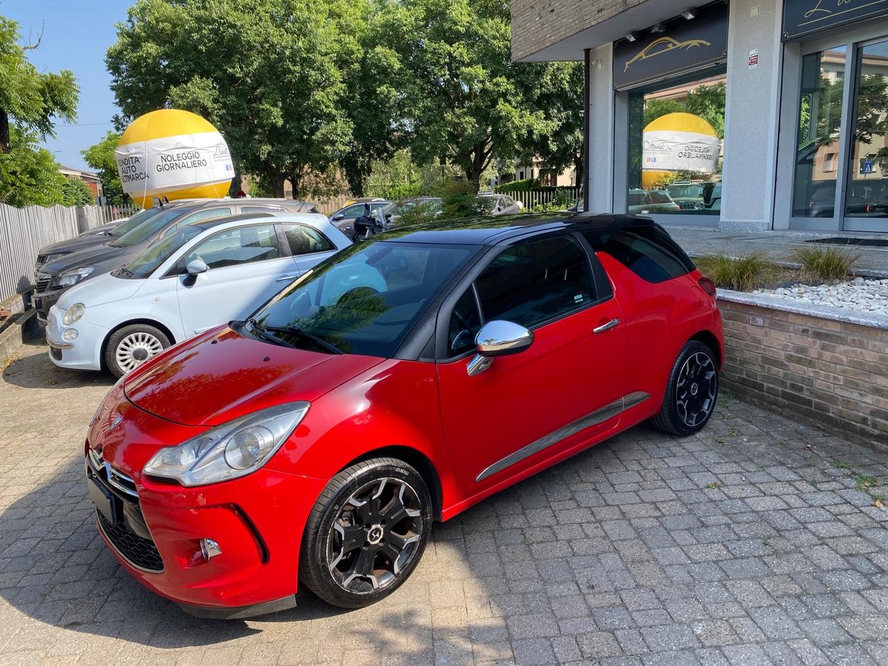 Ds DS3 DS 3 1.6 VTi 120 aut. Just Black GPL!