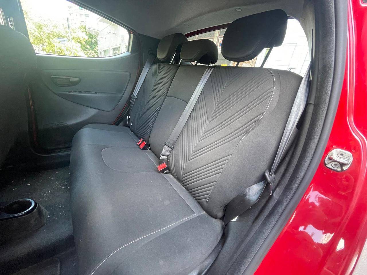 Lancia Ypsilon Silver 1.0 FireFly MHEV #6413