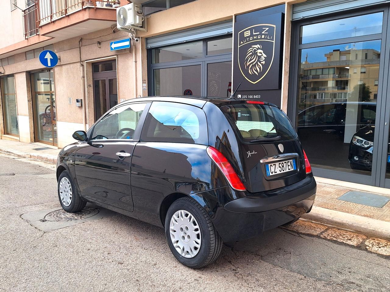 Lancia Ypsilon 1.2 16V Oro