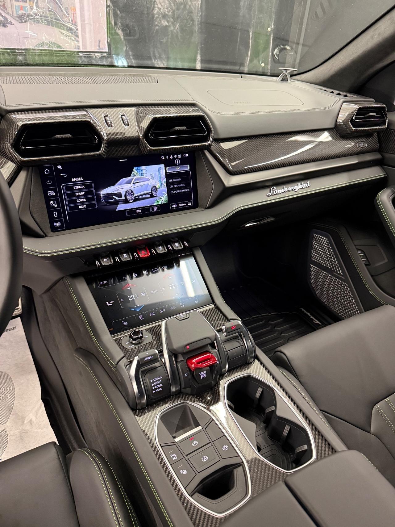 Lamborghini Urus 4.0 SE