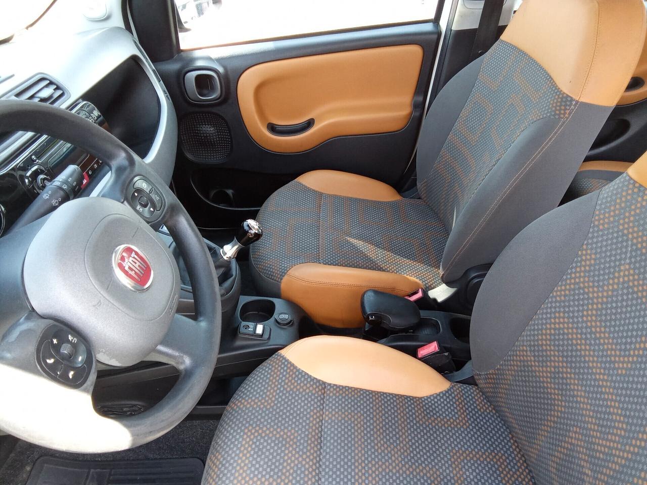 Fiat Panda 1.3 MJT 16V DPF 4x4 Climbing