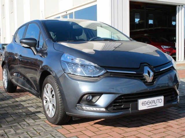 Renault Clio TCe 12V 90 CV 5 porte Life - KM 9.000