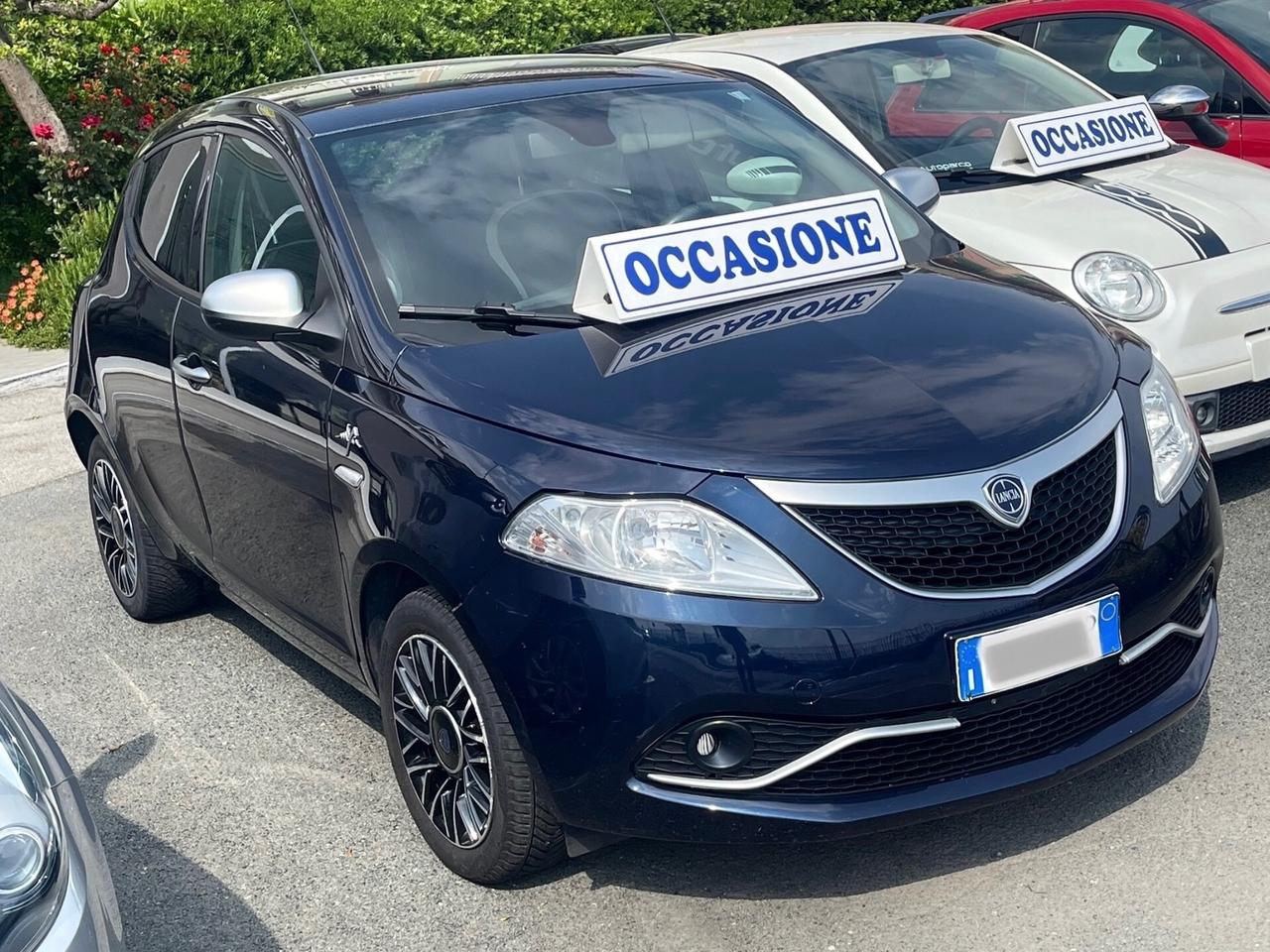 Lancia Ypsilon leggi tutto! 3482693111