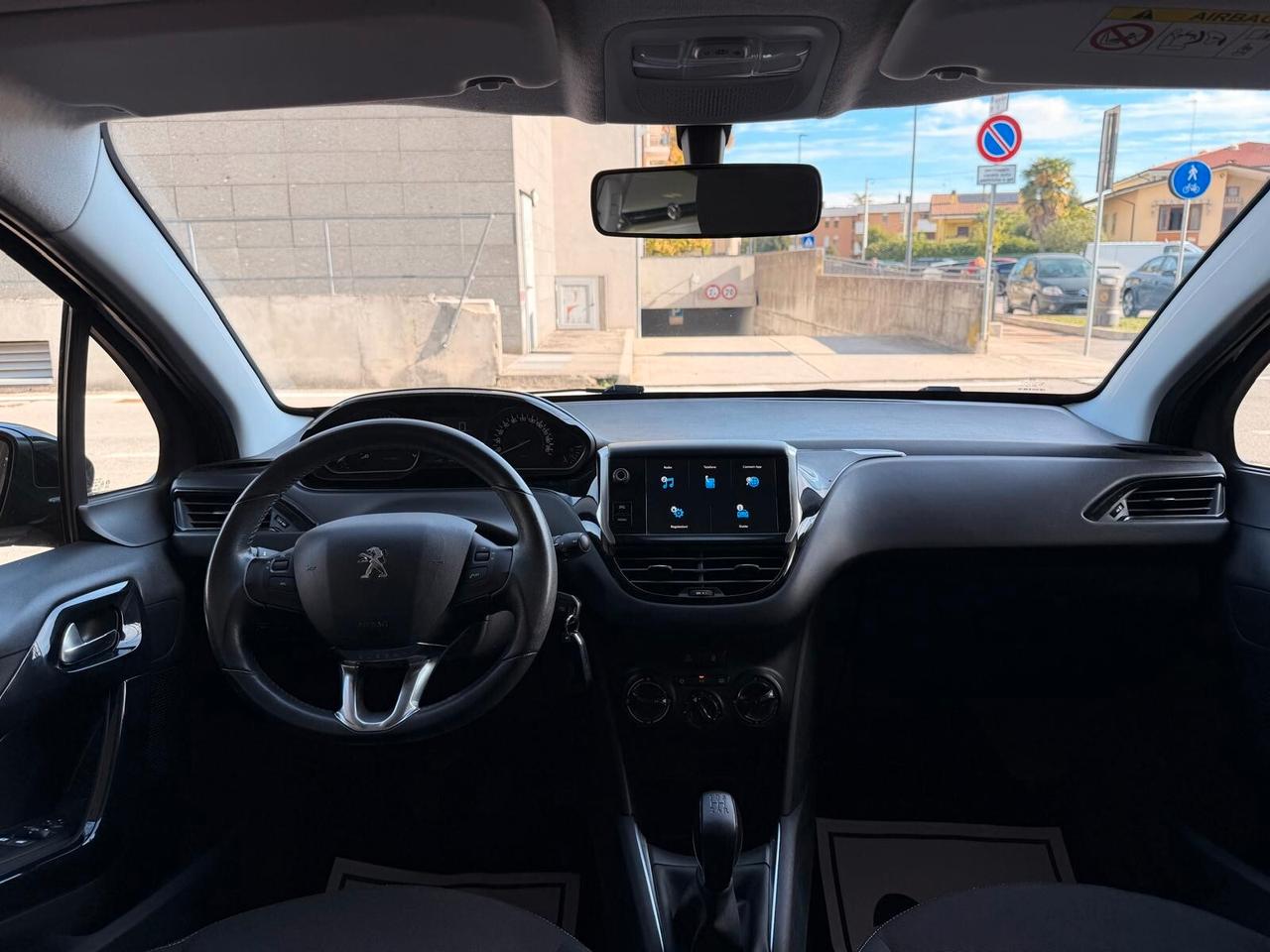 Peugeot 208 1.2 Benzina 82 5 porte 82 (cv) - 60(kw)