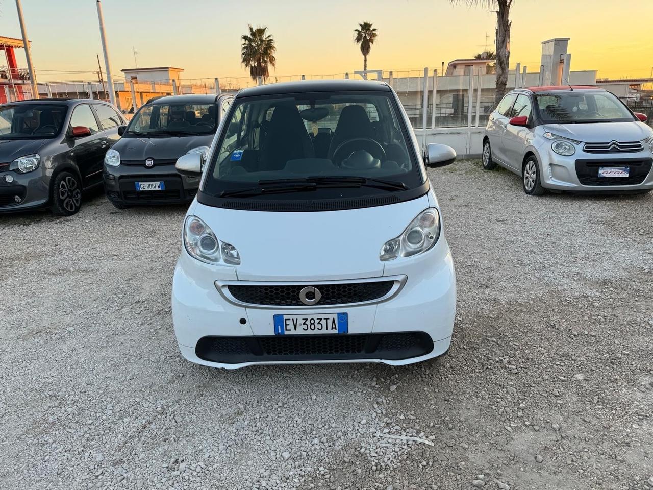 Smart ForTwo 1000 52 kW MHD coupé passion con idroguida