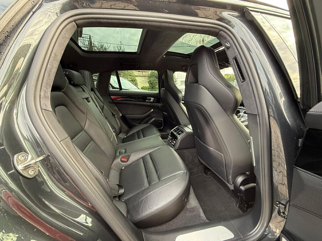 Porsche Panamera 4.0 Turbo S E-Hybrid Sport Turismo