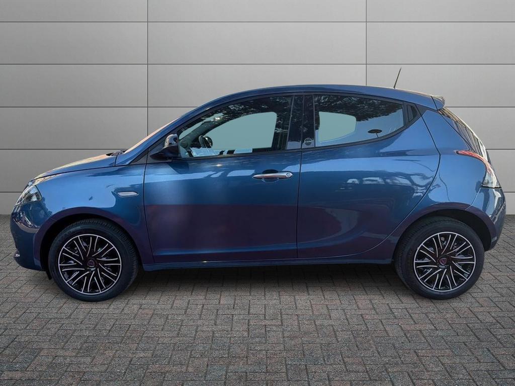 Lancia Ypsilon 1.0 hybrid Gold s&s 70cv