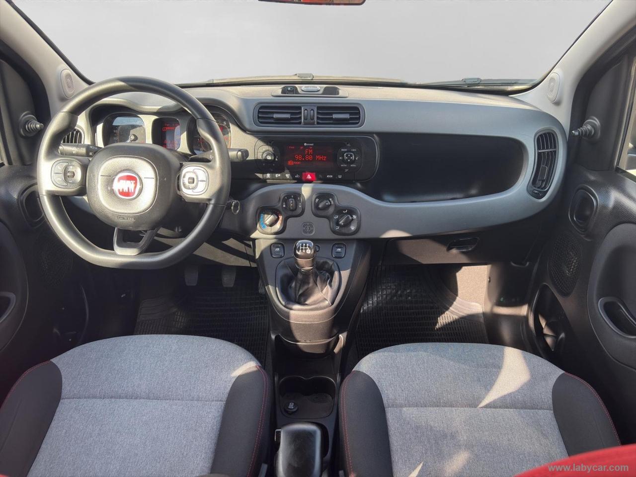 FIAT Panda 1.2 Lounge FULL OPT. UCONNECT
