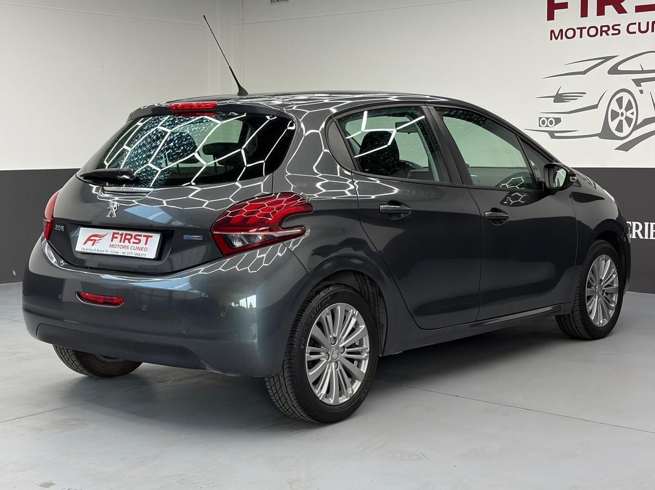 Peugeot 208 PureTech 82 5 porte Allure