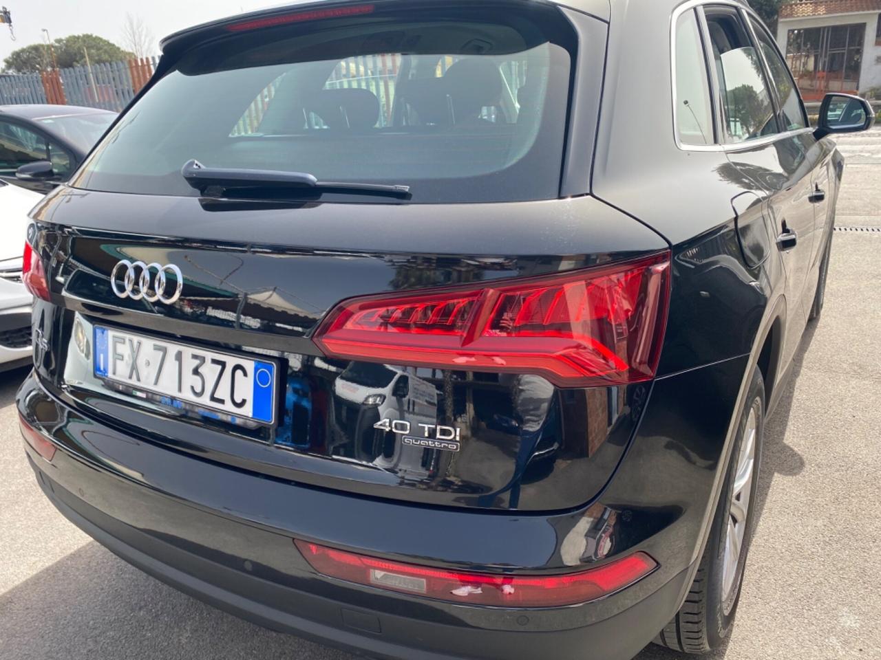 Audi Q5 40 TDI quattro S tronic Business Design