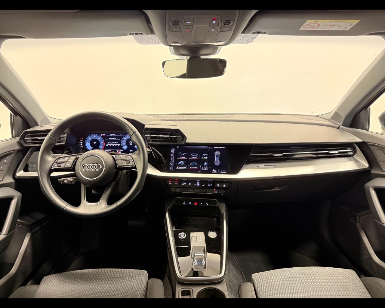 AUDI A3 SPORTBACK 30 TDI S-TRONIC BUSINESS ADVANCED