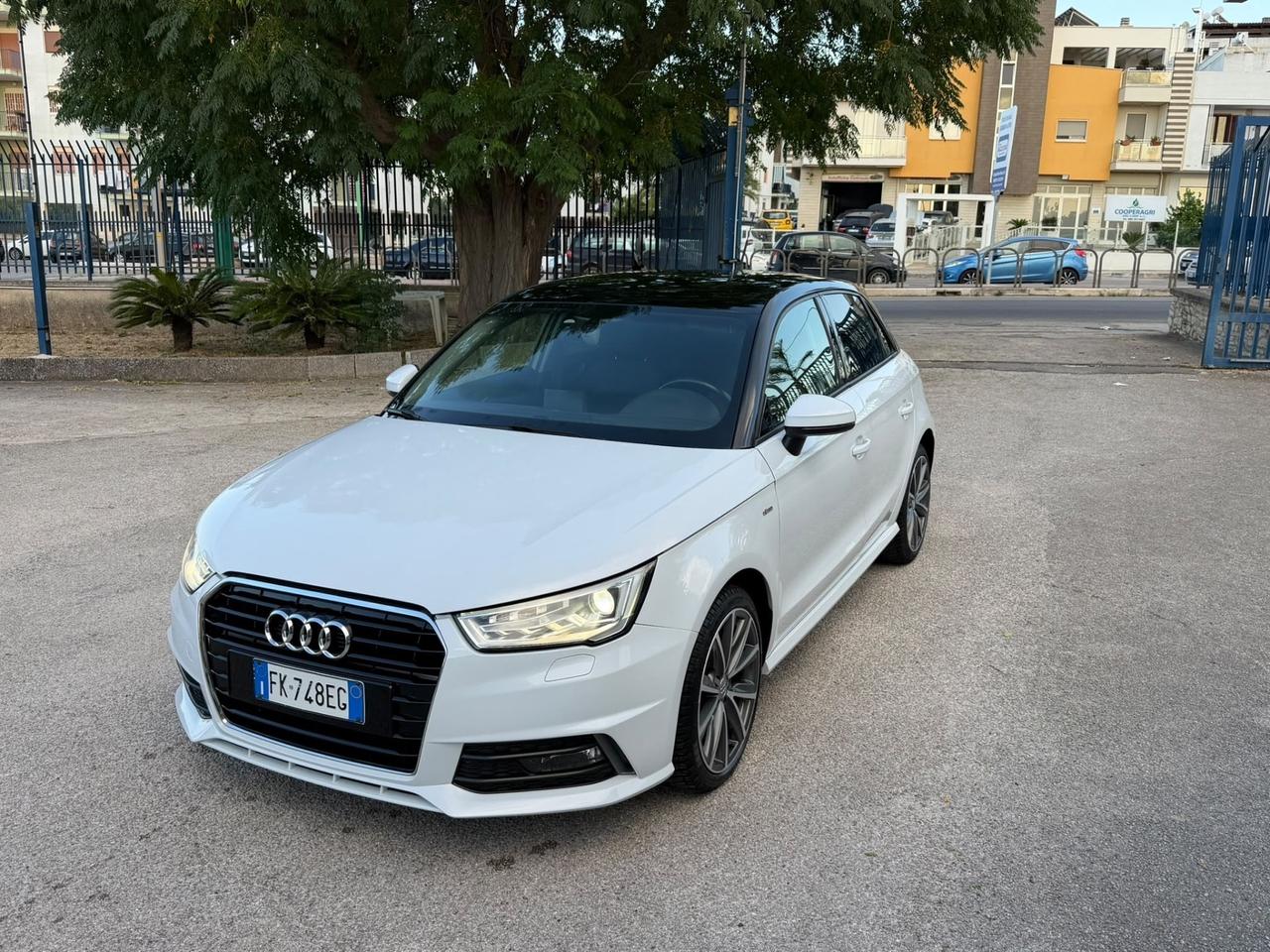 Audi A1 SPB 1.4 TDI Admired