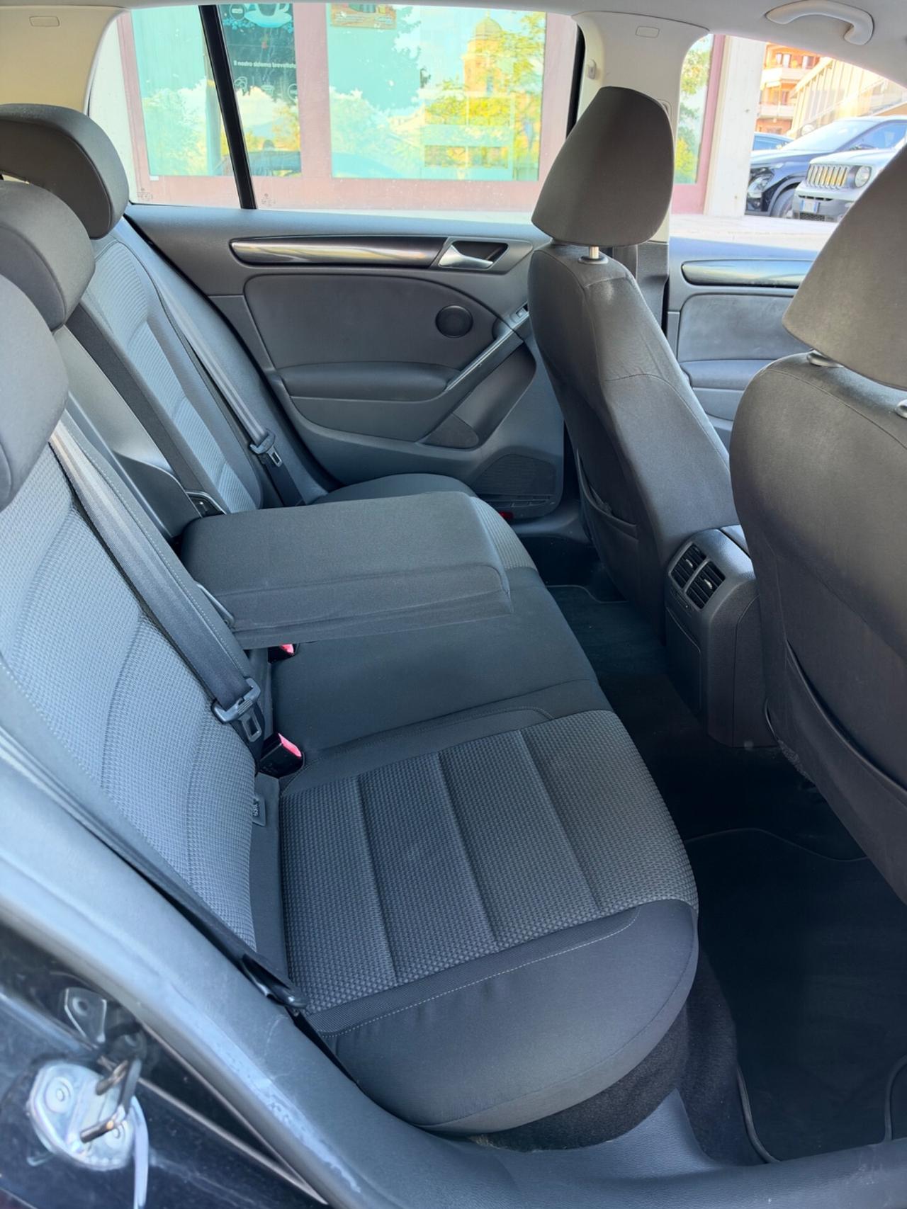 Volkswagen Golf 2.0 TDi 110cv Neopatentati uniproprietà