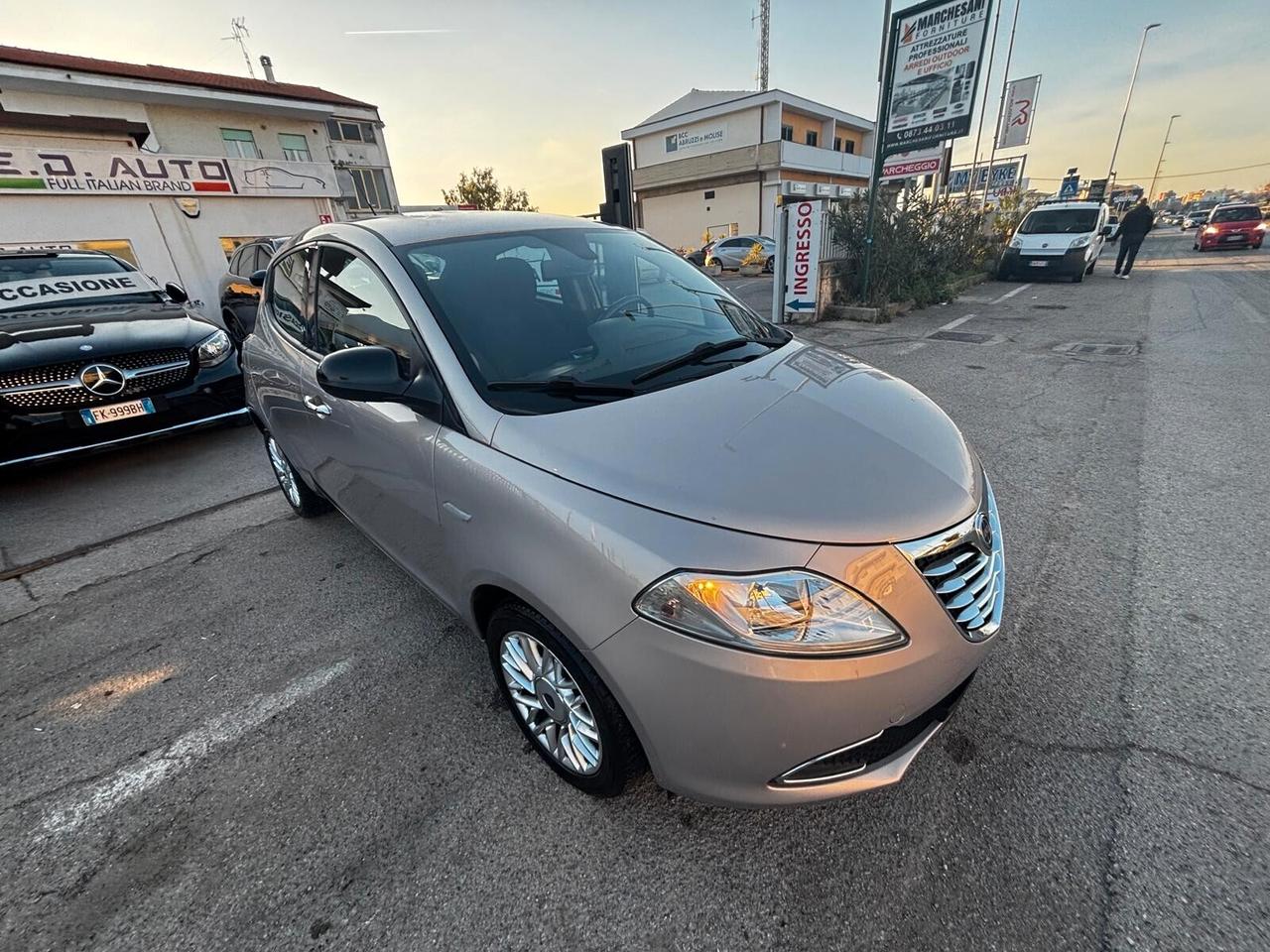 Lancia Ypsilon 1.3 MJT 16V 95 CV 5 porte S&S Gold