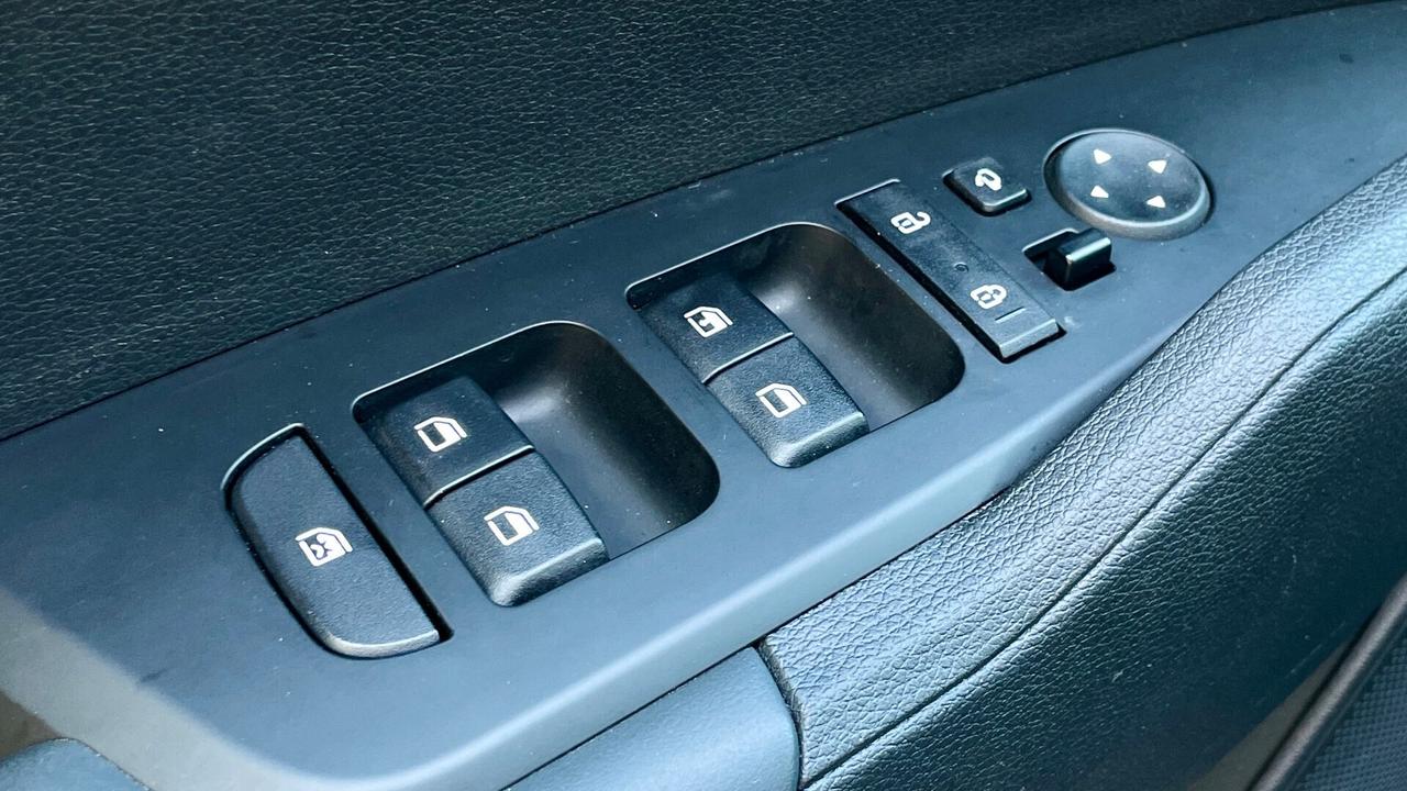 KIA SPORTAGE 1.6 CRDi MHEV STYLE "N1" 136CV - FULL LED, VIRTUAL COCKPIT, NEOPATENTATI