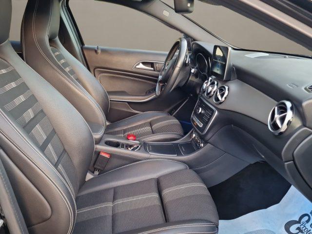 MERCEDES-BENZ GLA 200 d Automatic 4Matic Sport