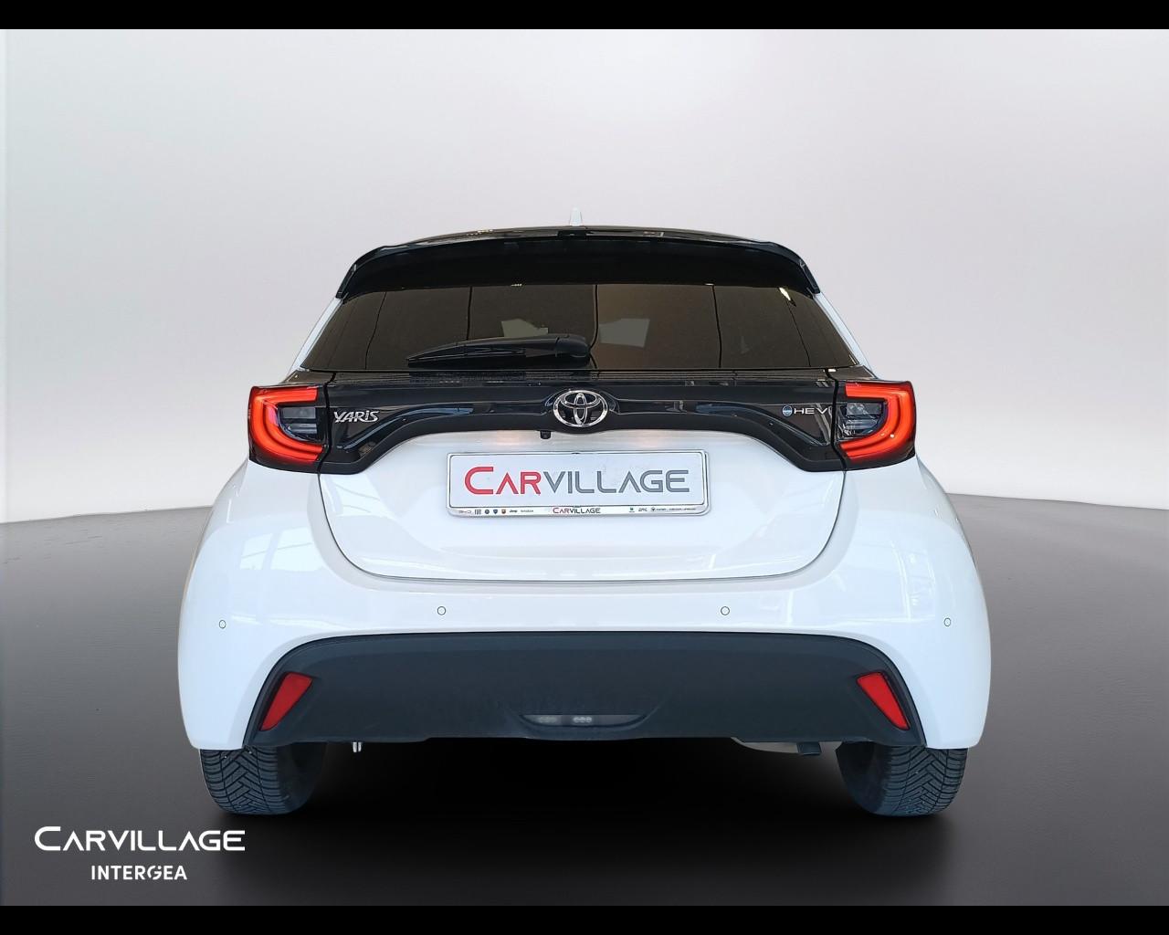 TOYOTA Yaris 1.5h Trend