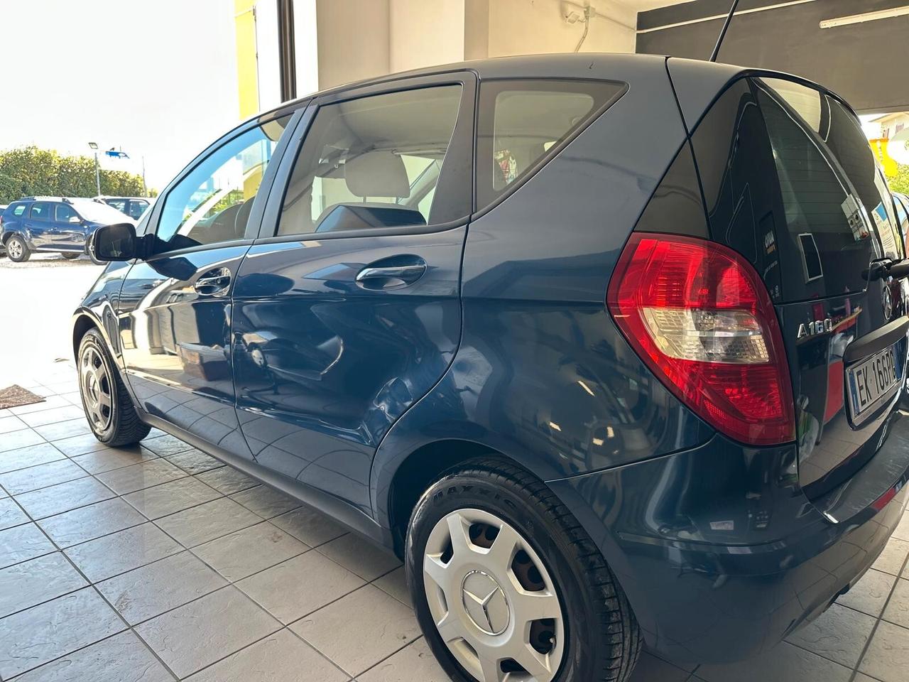Mercedes-benz A 160 BlueEFFICIENCY Coupé Special Edition