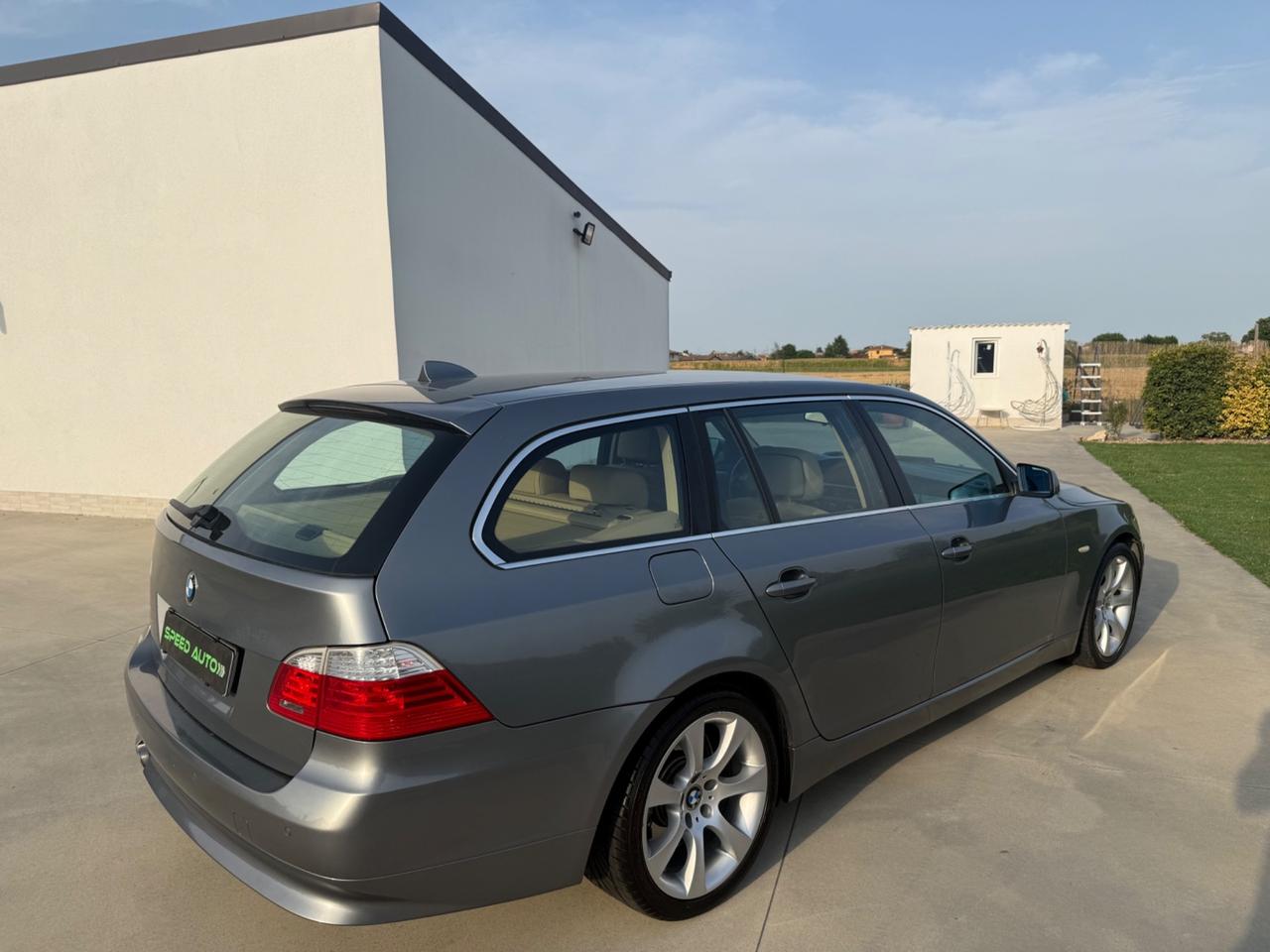 Bmw 520I Touring Futura E61