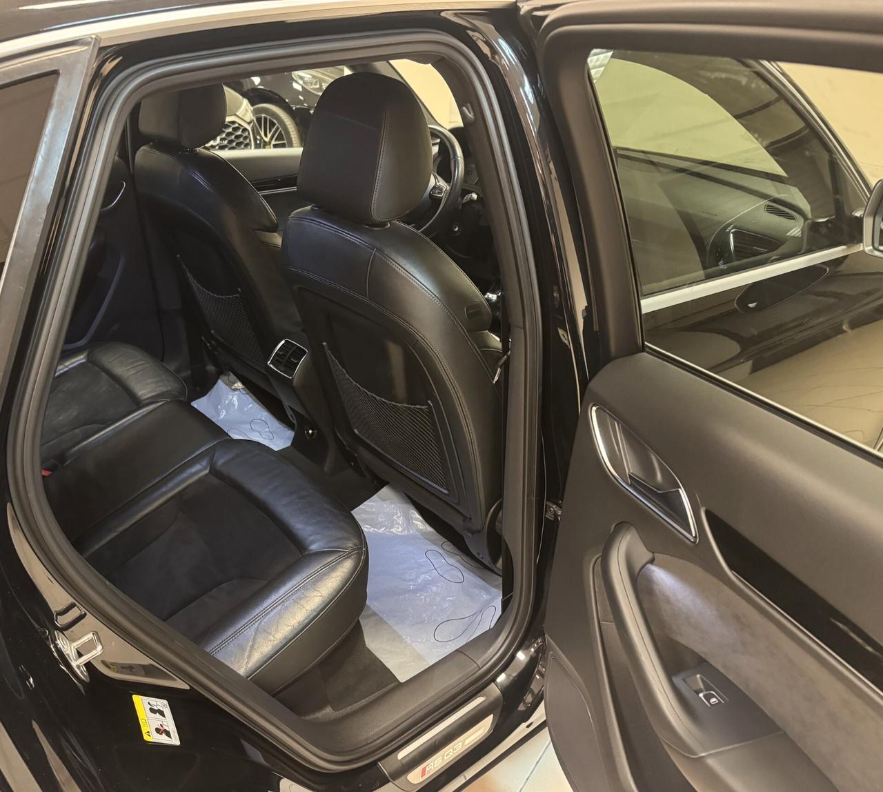 Audi Q3 RS 2.5 TFSI quattro S tronic