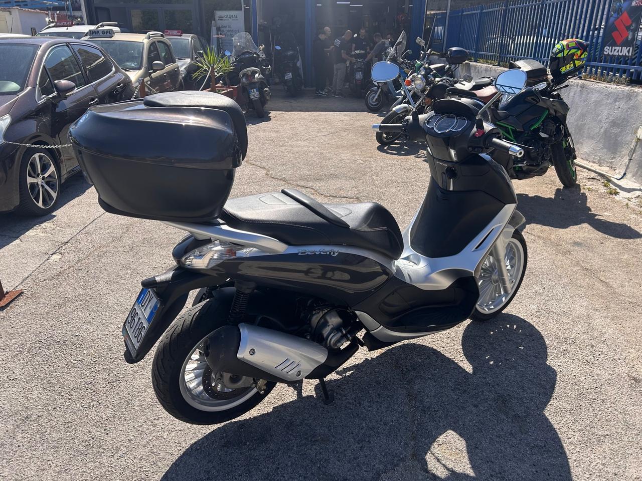 Piaggio Beverly 300