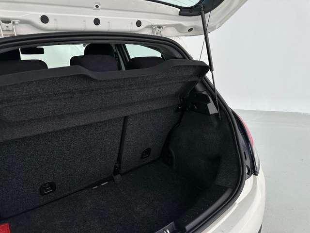 Lancia Ypsilon 1.2 69 CV 5 P NEOPATENTATI
