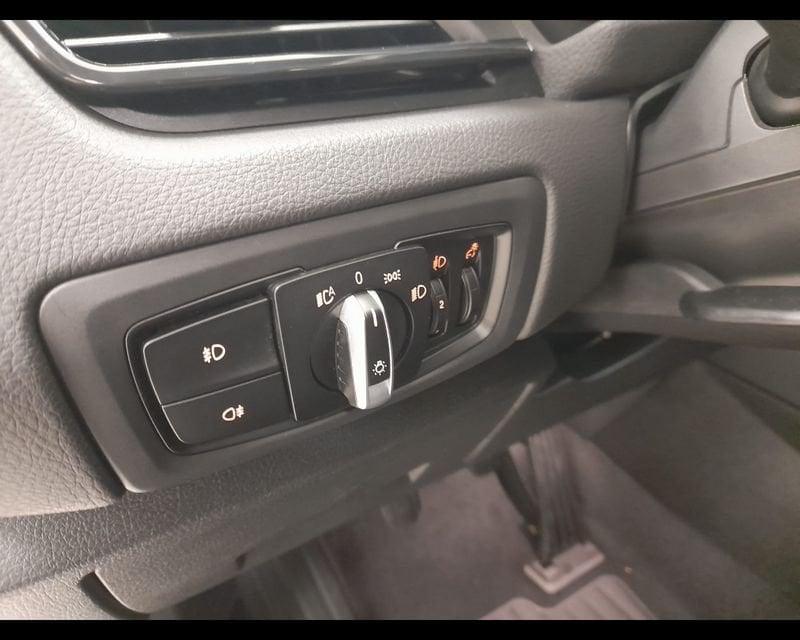 BMW Serie 2 Active Tourer Serie 2 F/45-46 218i Active Tourer Business 140cv