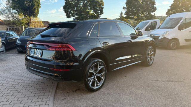 AUDI Q8 50 TDI 286 CV quattro tip Sport TETTO PANORAMA