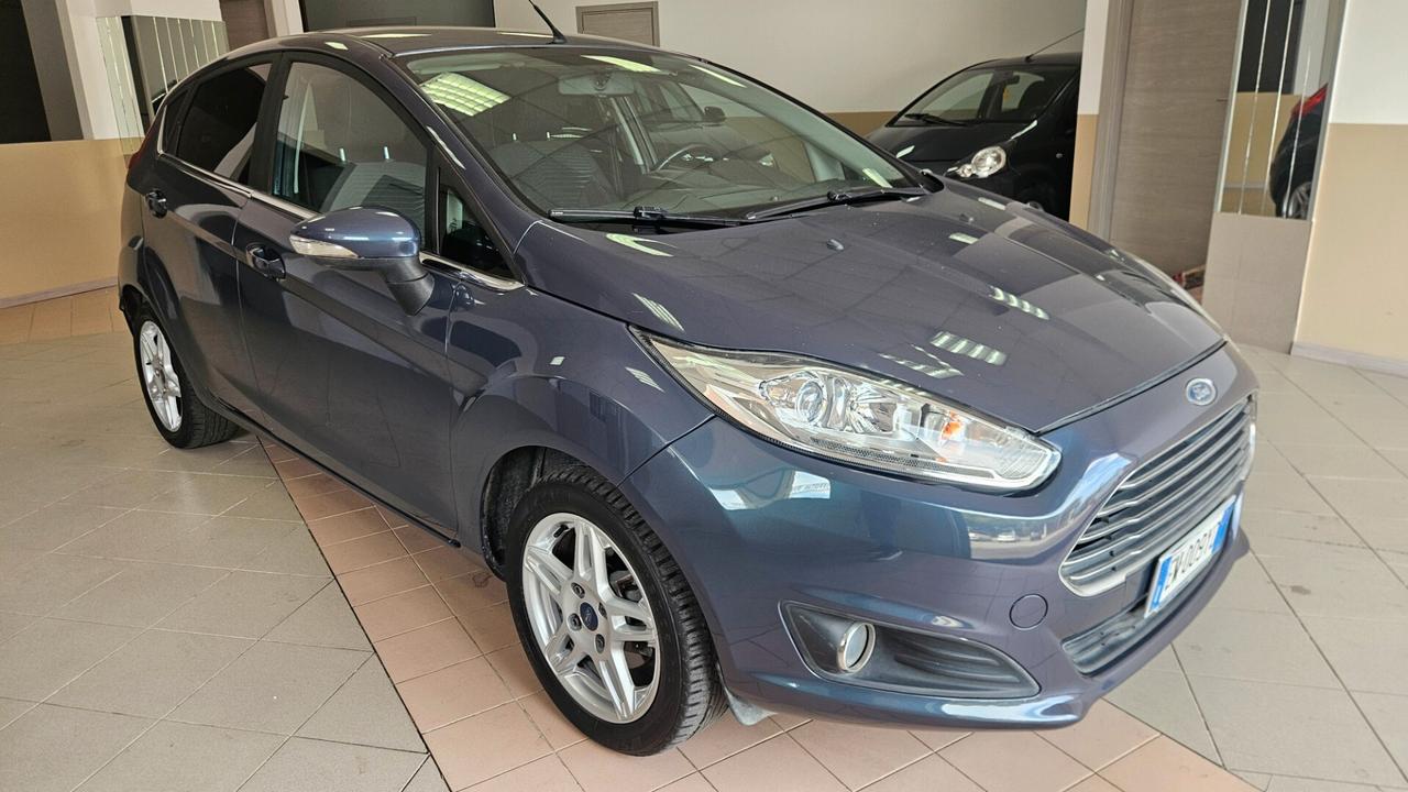 Ford Fiesta 1.5 TDCi 75CV 5 porte Titanium