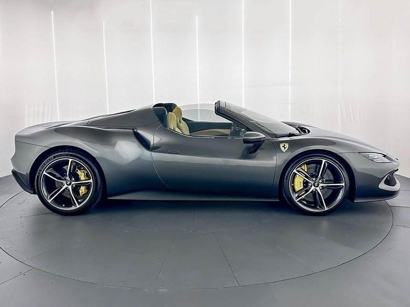 Ferrari 296 GTS 3.0 Hybrid DCT GTS