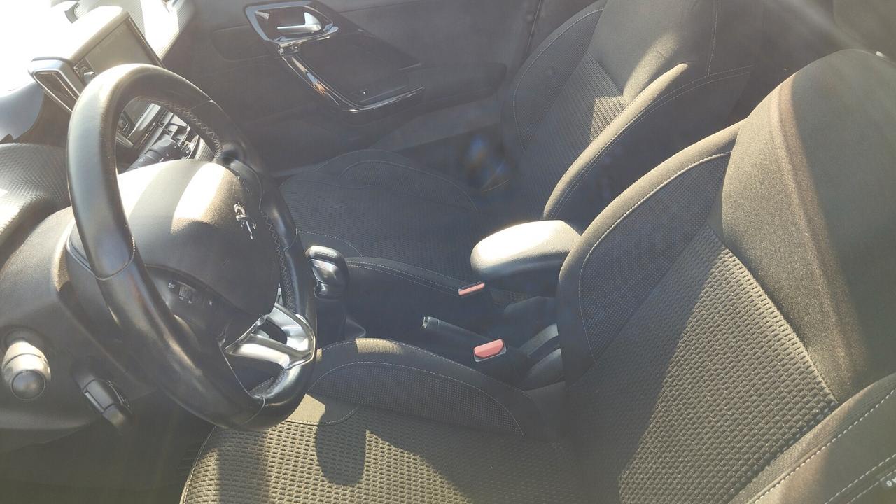 PEUGEOT 208 1.6 DIESEL-RETROC-NAVI-GARANZIA FULL